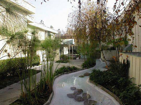 Downey Apartment: 10440 Paramount Blvd.