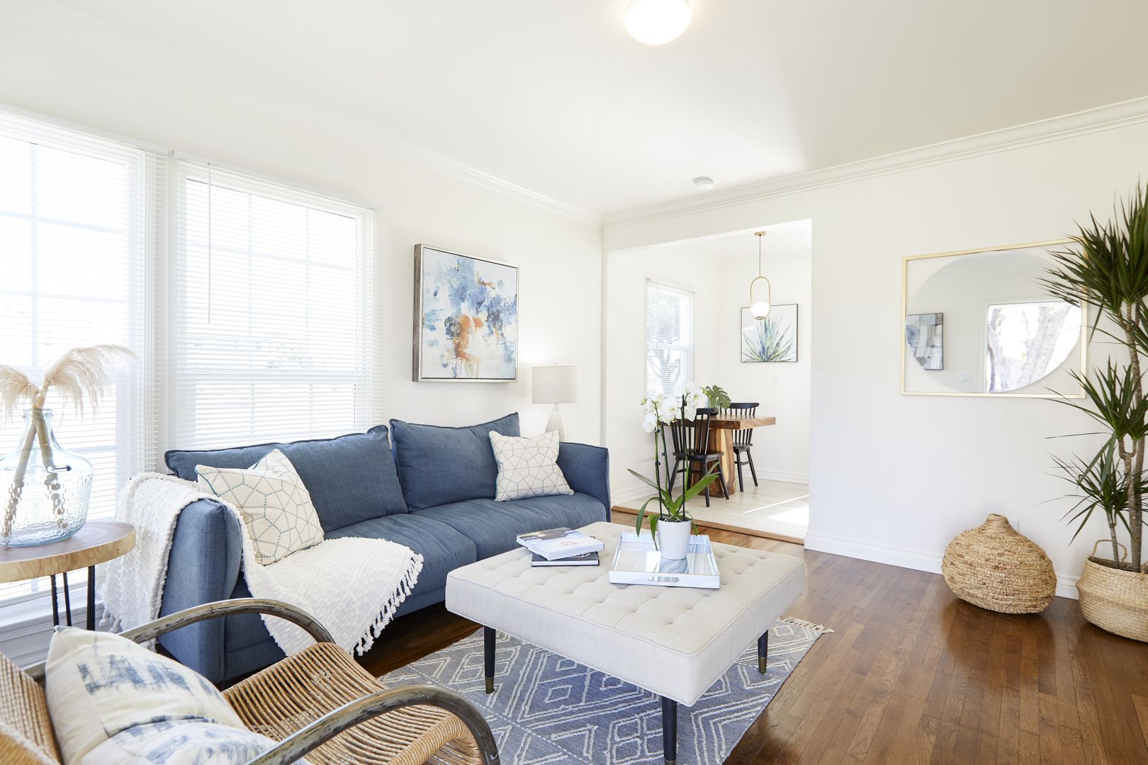 Gardena Apartment: 13321 South Vermont Ave.