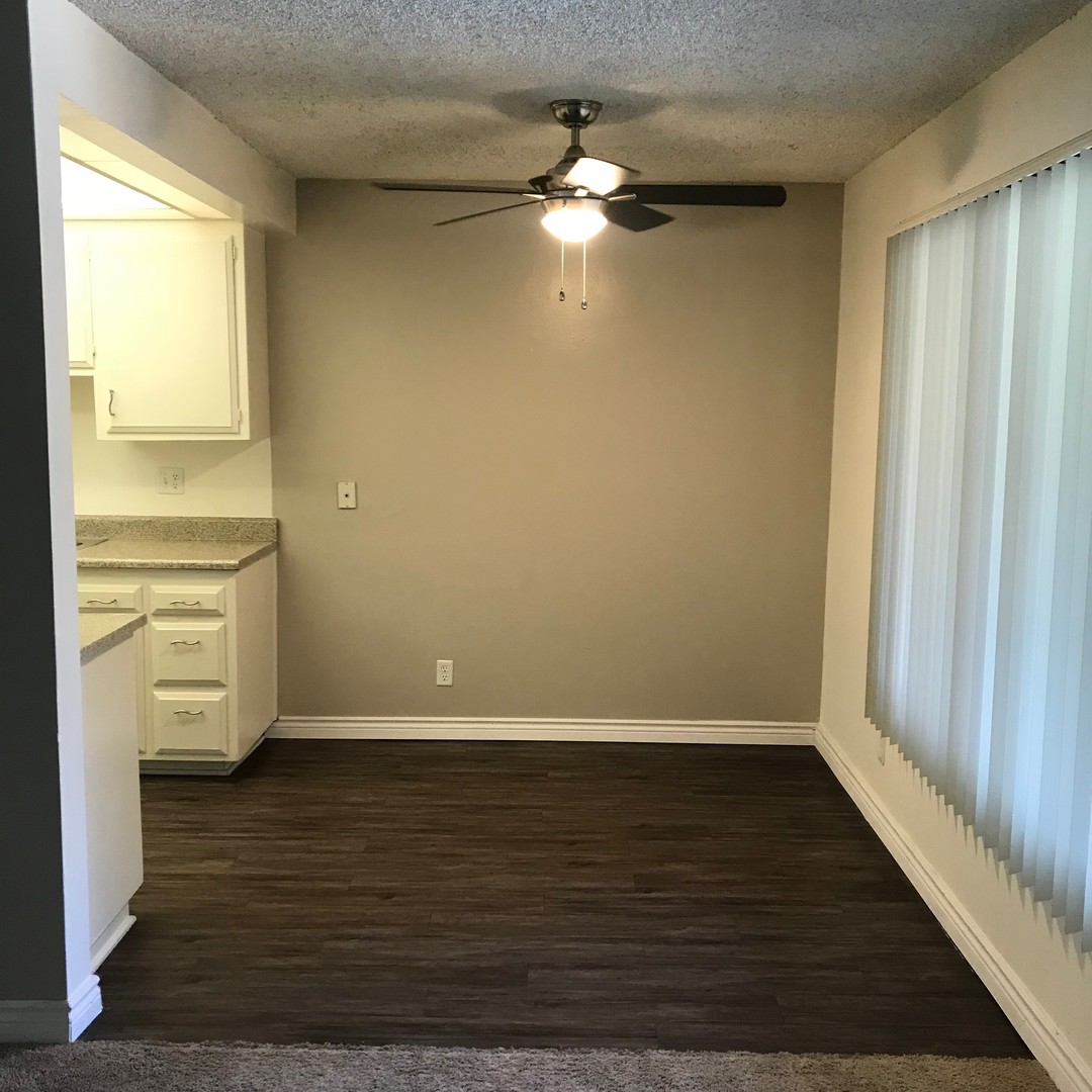 Medallion Court 5 of 22