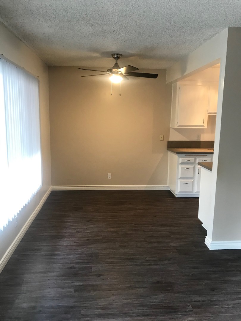 Medallion Court 4 of 17