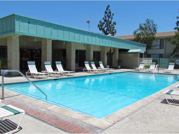 Downey Apartment: 10440 Paramount Blvd.