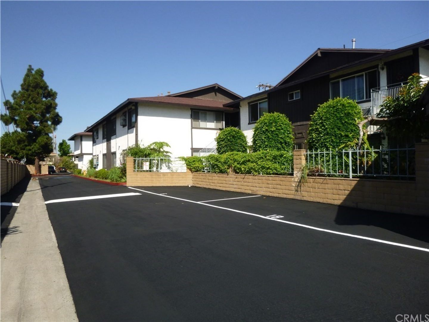 Garden Grove Apartment: 12833 Brookhurst Way