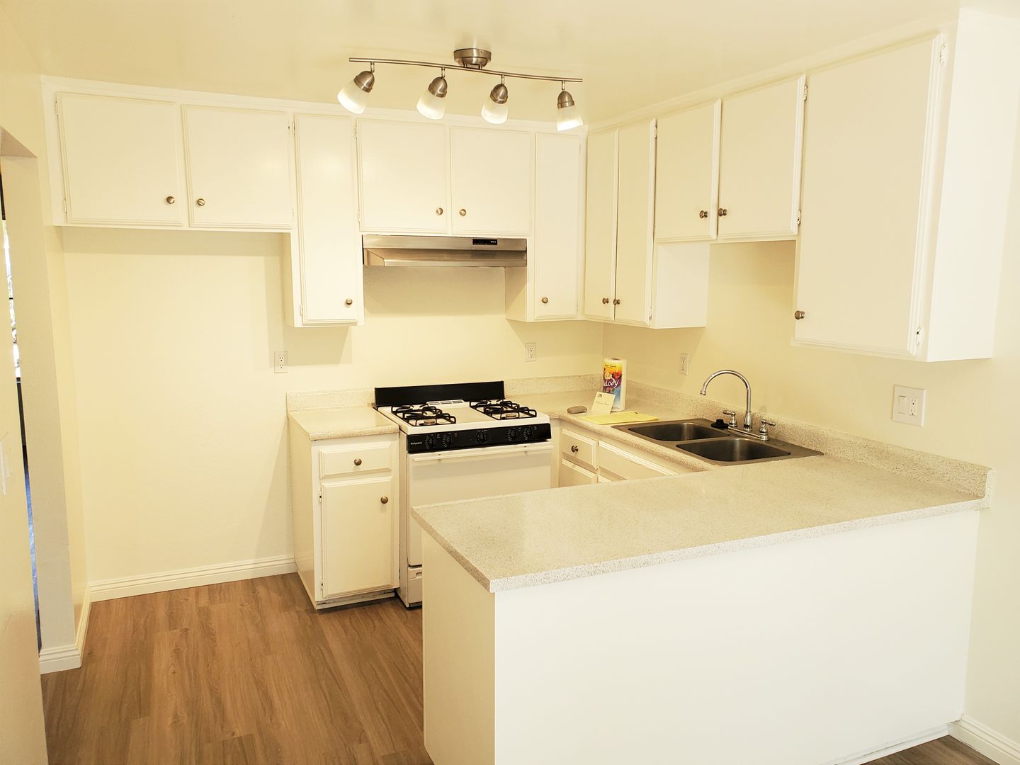 Brittany Apartments 3 of 8