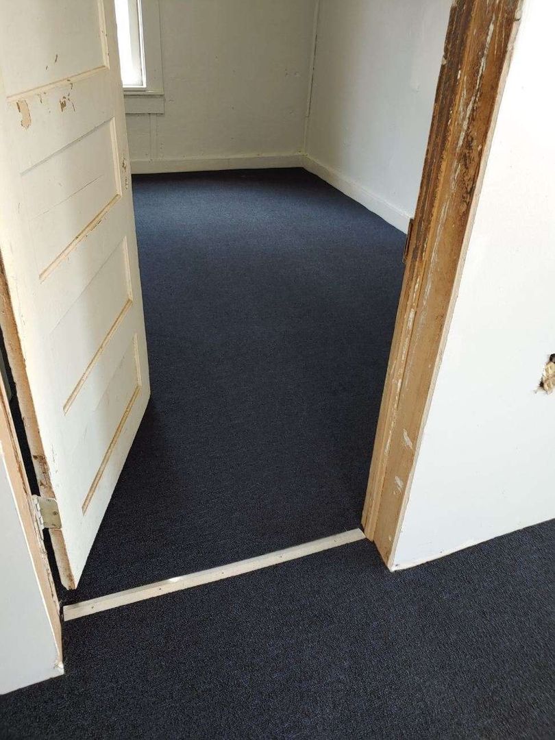 Winter Haven House: 208 Sears Ave NE