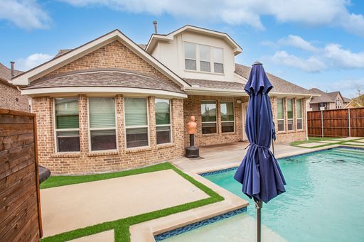 Luxe 5 bedroom with Pool in Lovejoy ISD – photo 1