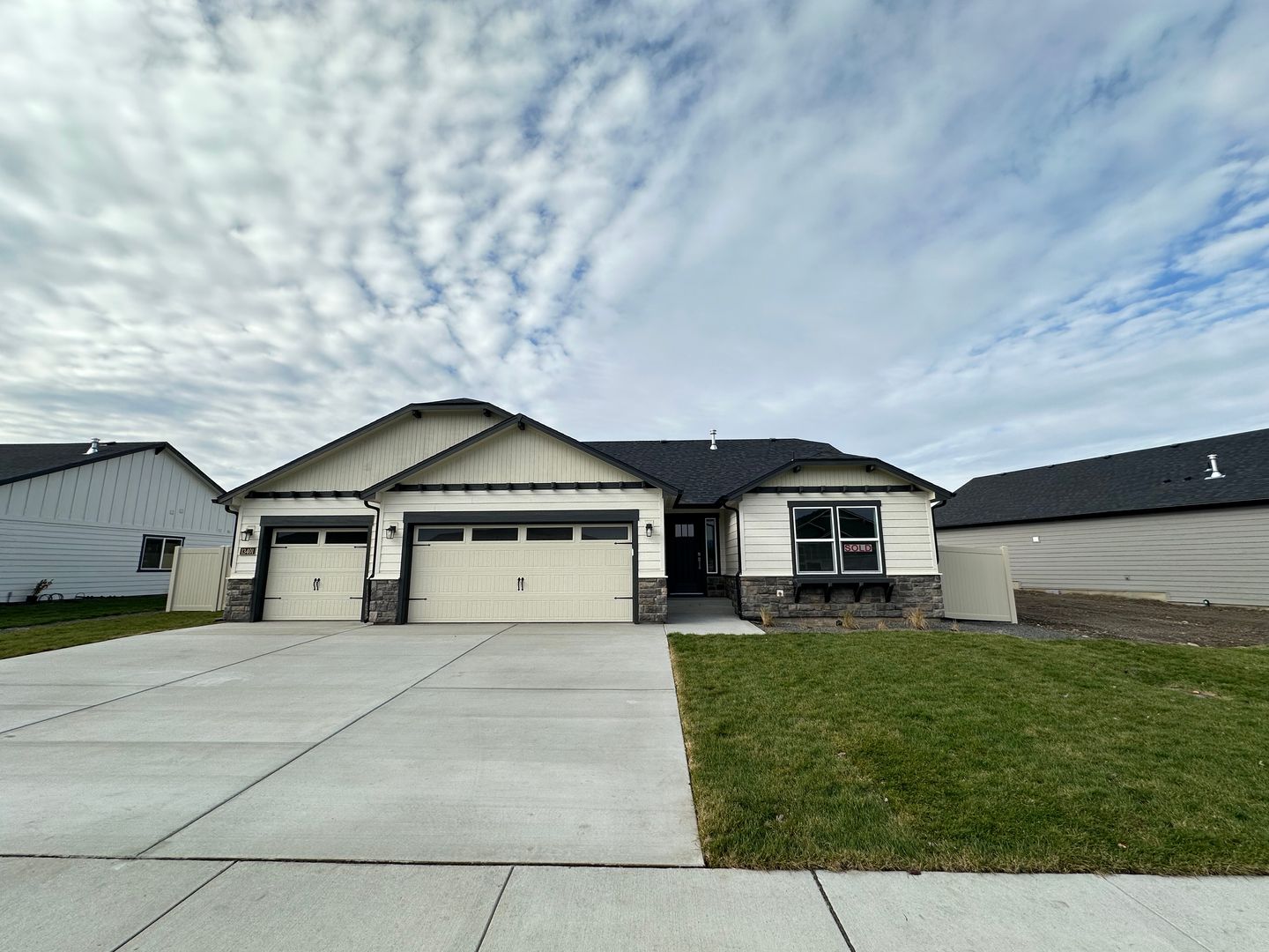 Hayden House: 13401 N Apex Way