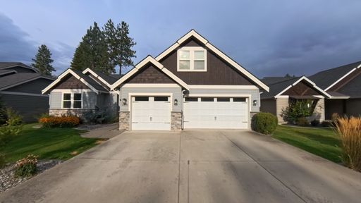 Coeur D'Alene Place Home – photo 1