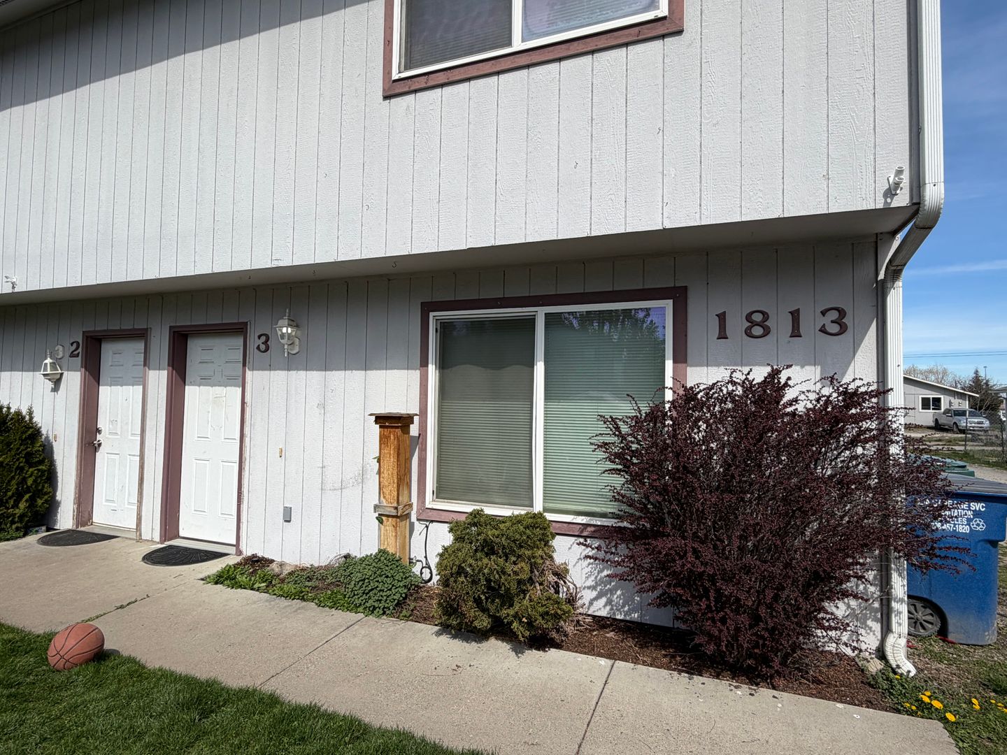 Post Falls Apartment: 1813 E 3rd Ave