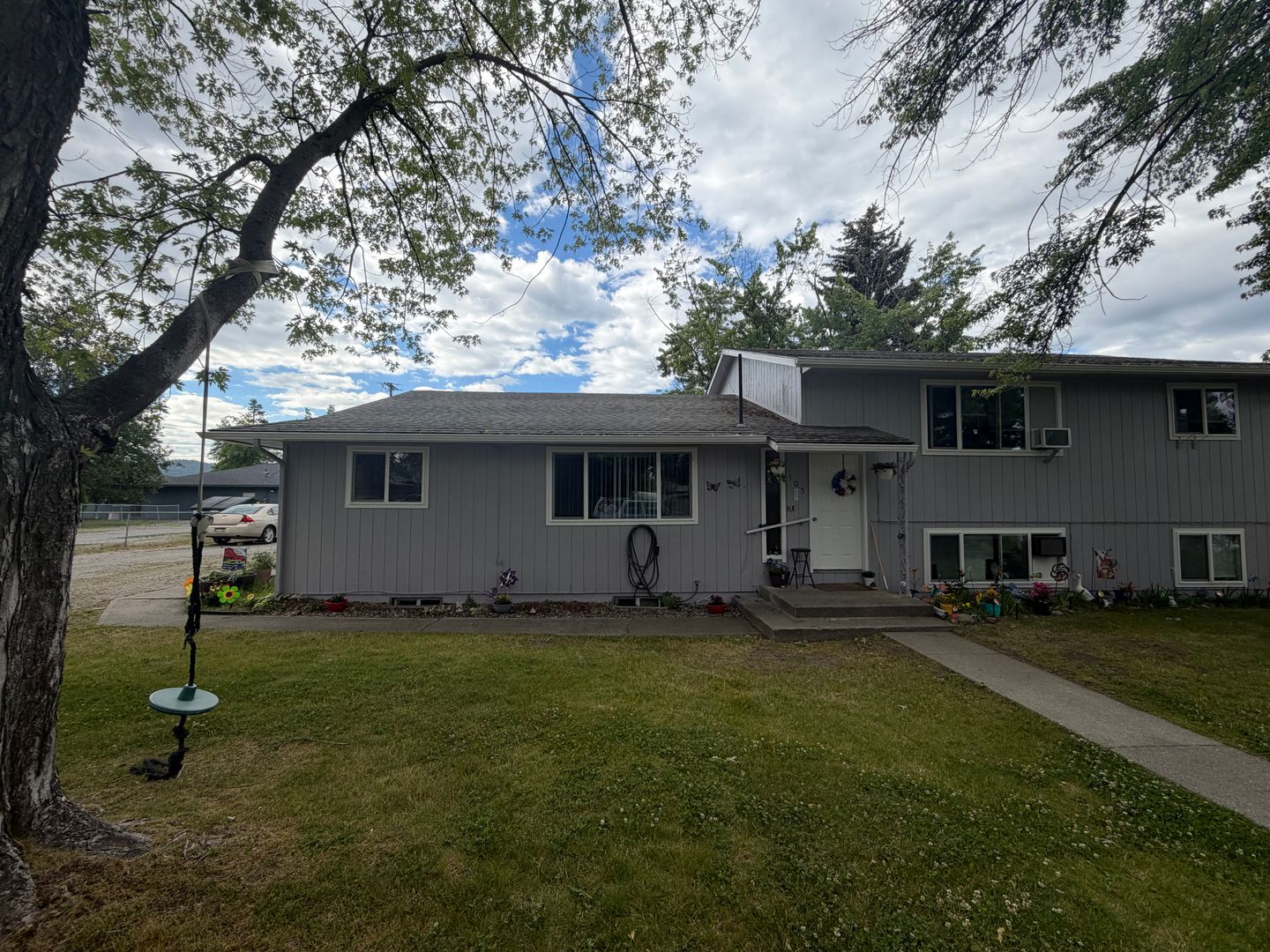 Post Falls Apartment: 105 W. 12th St.