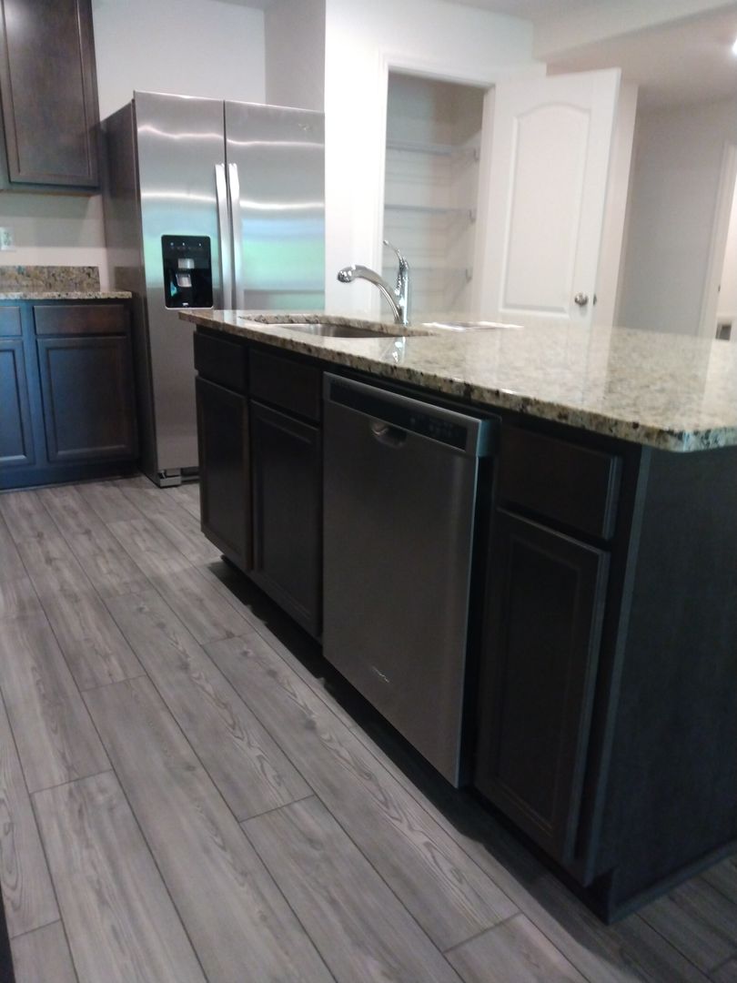 Brooksville House: 8871 Southern Charm Cir