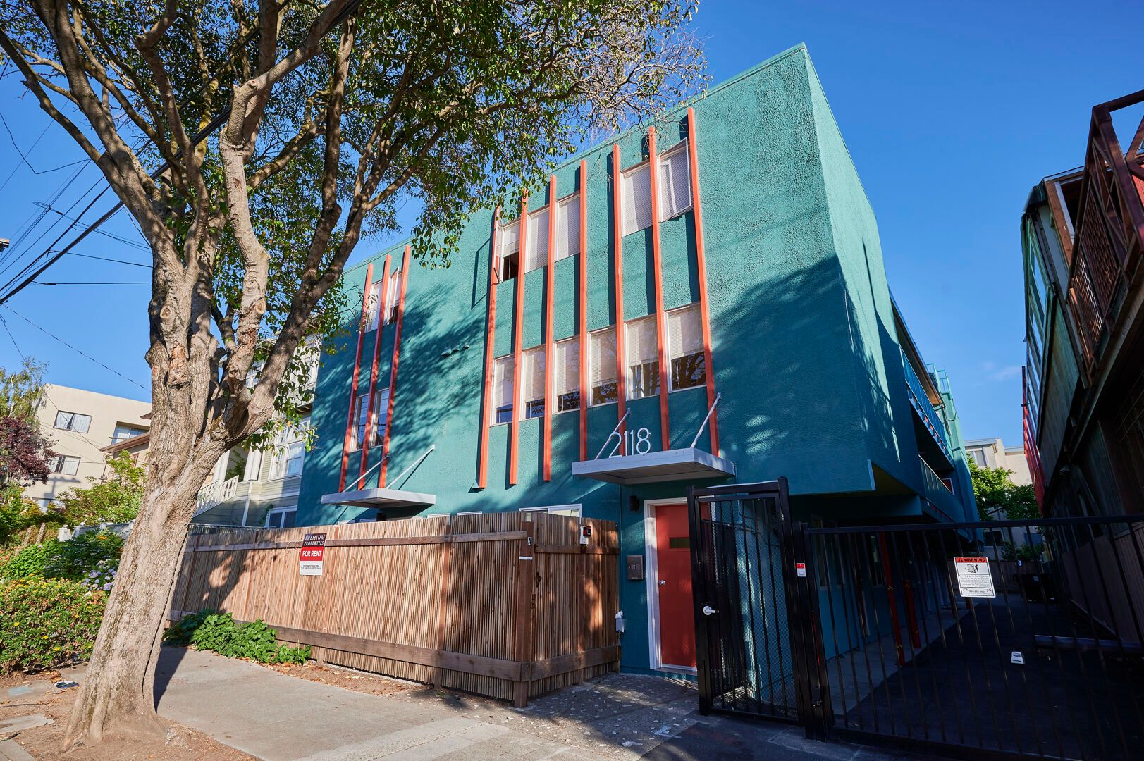 Berkeley Apartment: 2118 Channing Way