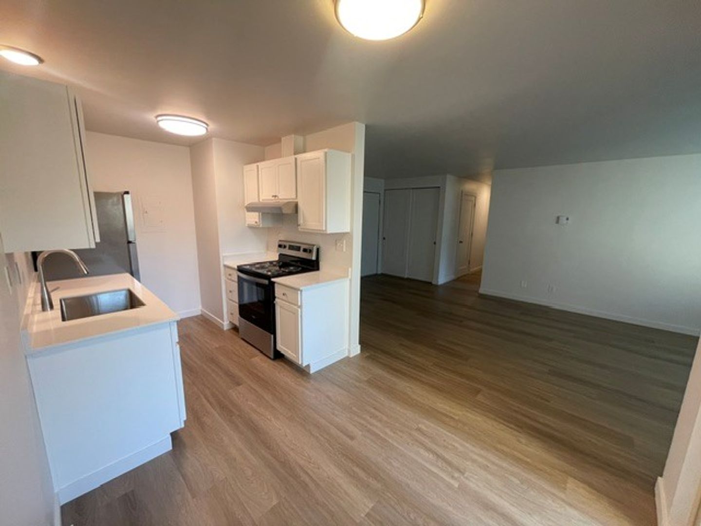 Seattle Apartment: 11745 15th Ave NE