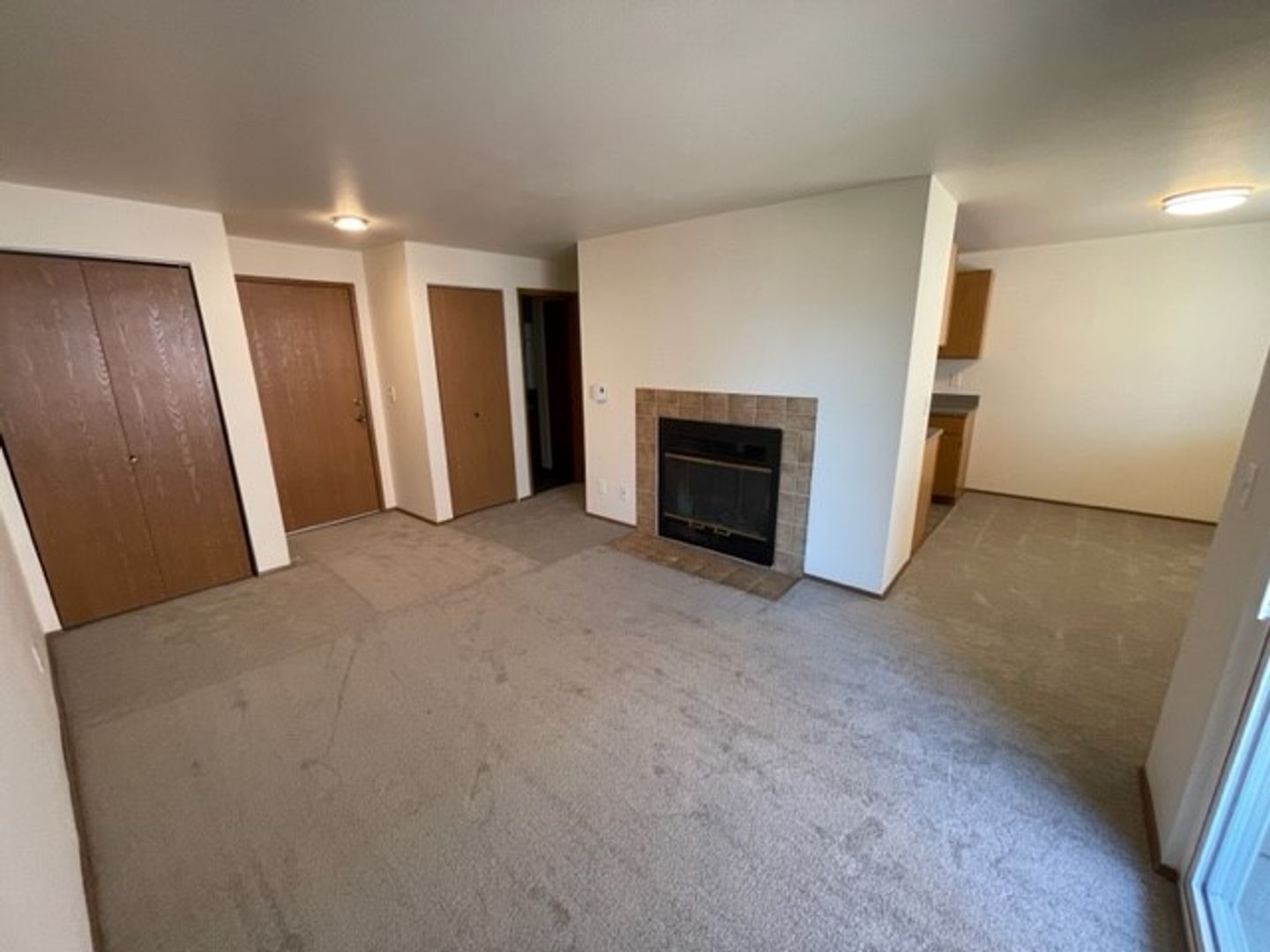 Seattle Apartment: 5800 22nd Ave NW