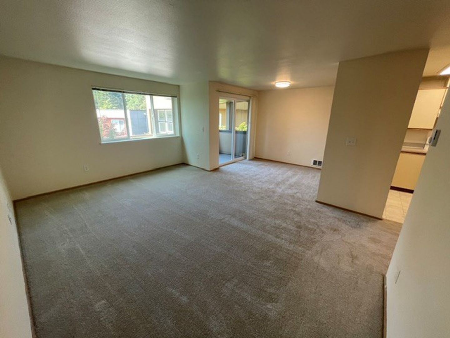 (4K) Kimberly Apartments 3 of 12