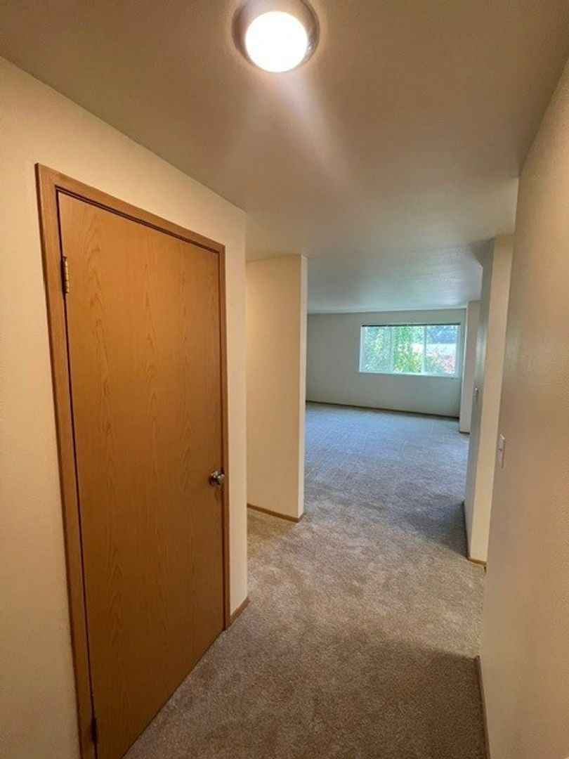 (4K) Kimberly Apartments 10 of 12