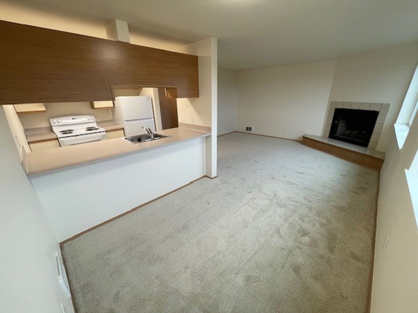 (4K) Kimberly Apartments 2 of 13
