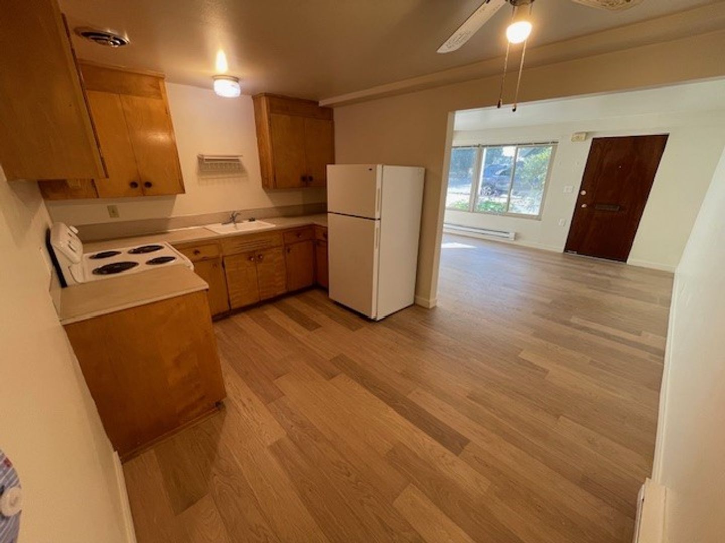 Seattle Apartment: 4403 Evanston Ave N