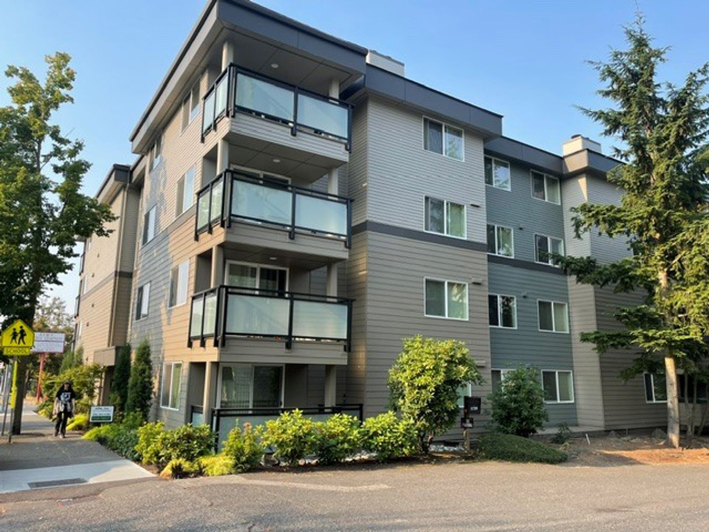(4K) Kimberly Apartments 2 of 12