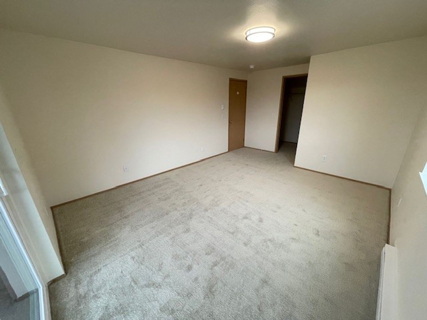 (4K) Kimberly Apartments 7 of 13