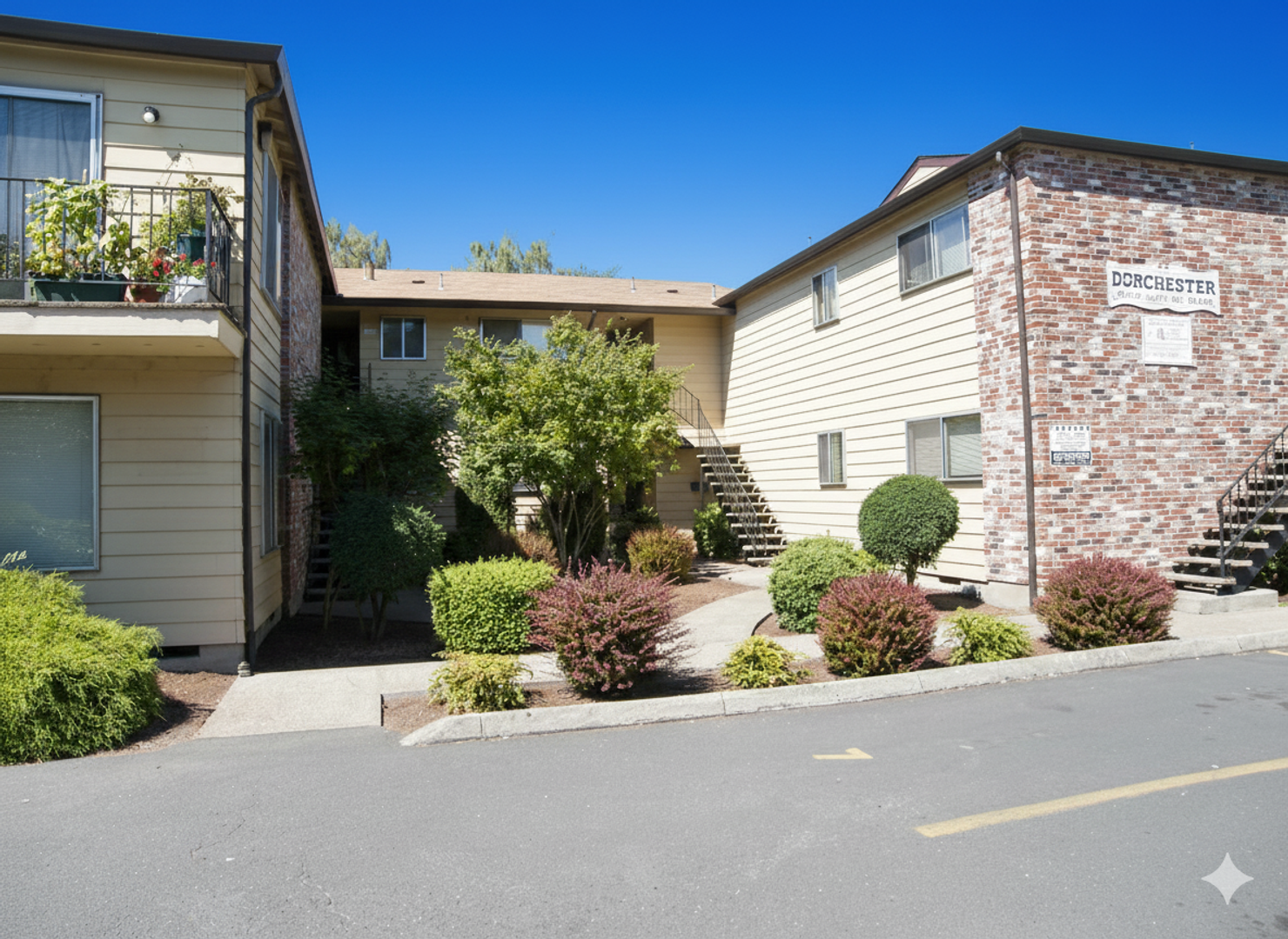 Portland Apartment: 2233-2277 NE Davis