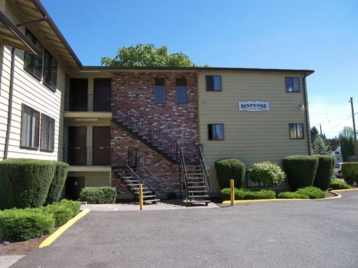 2 BEDROOM APARTMENT COMING AVAILABLE FOR RENT AT SIXPENCE! – photo 1