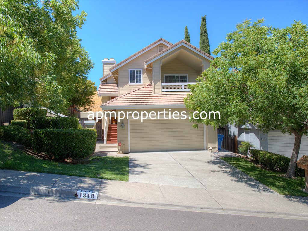 Danville House: 1348 Fountain Springs Circle