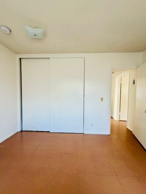 2 bedroom 1 Bath 1st level – photo 1