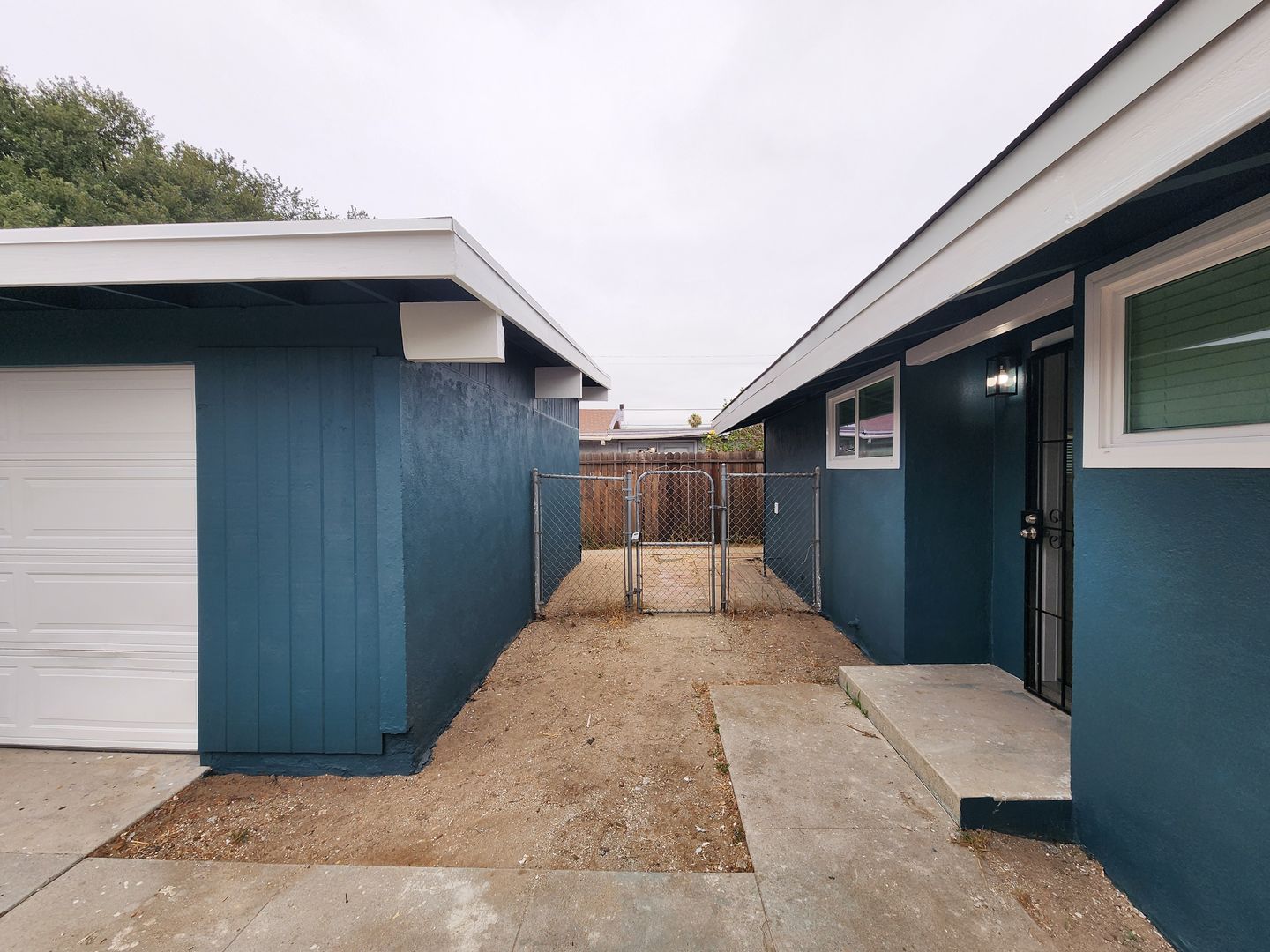 Anaheim House: 1300 N Ferndale St