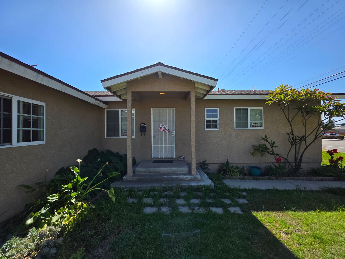 Fullerton House: 1442 W. Valencia Dr.