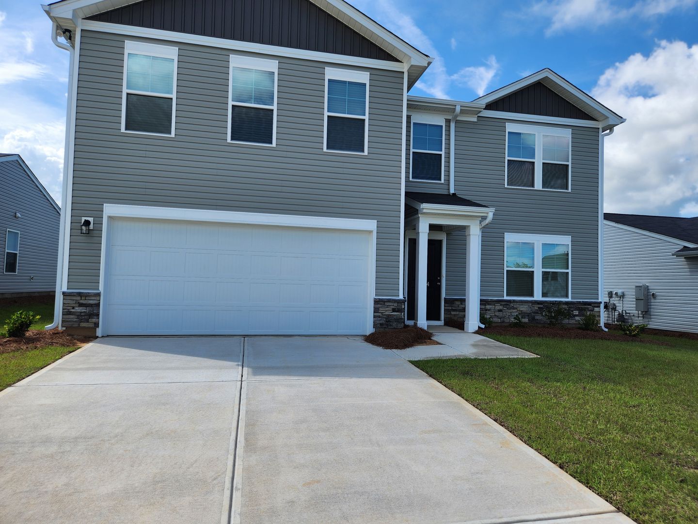 Columbia House: 304 Paratrooper Lane