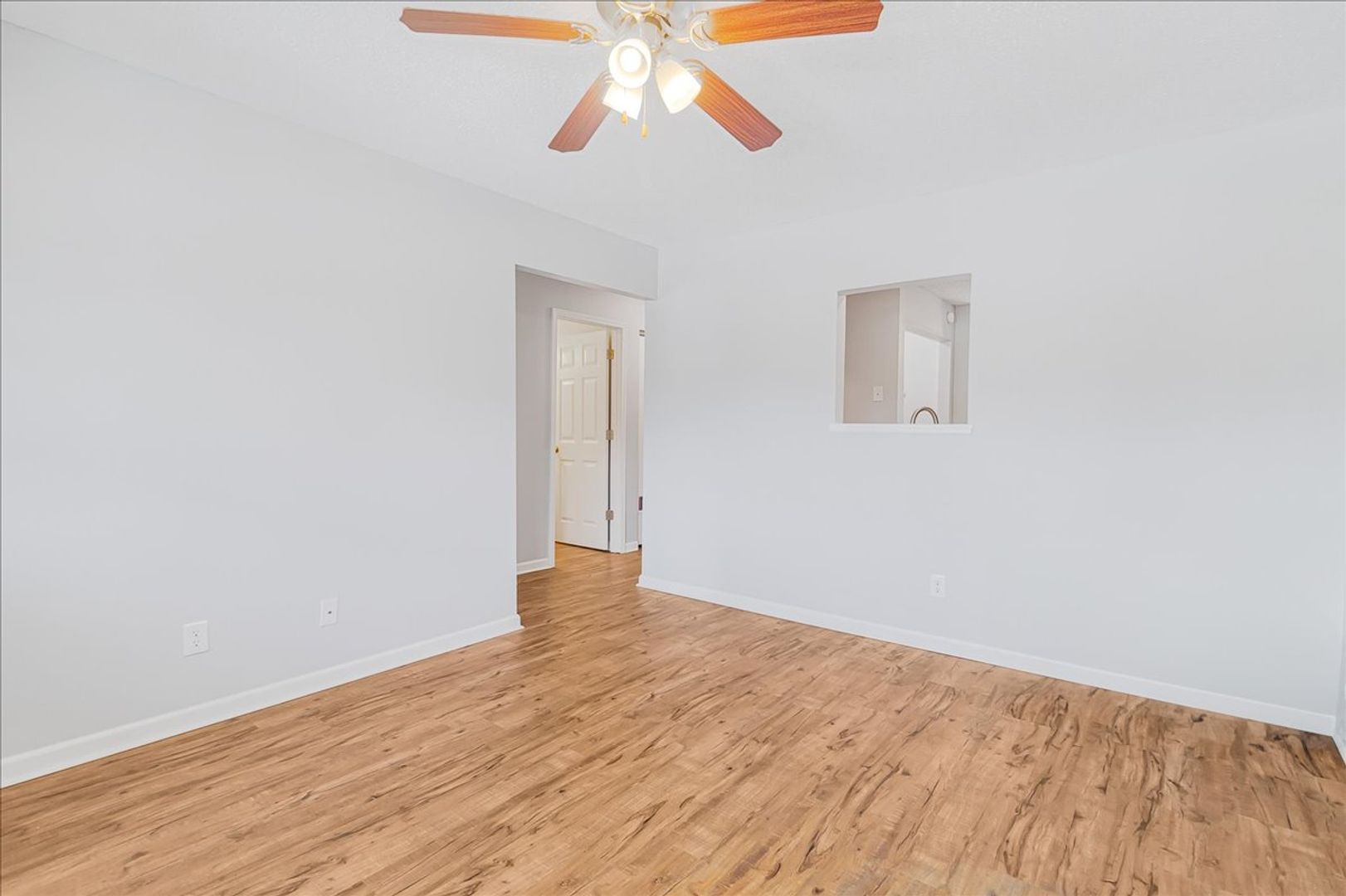 830 Prairie Hill 