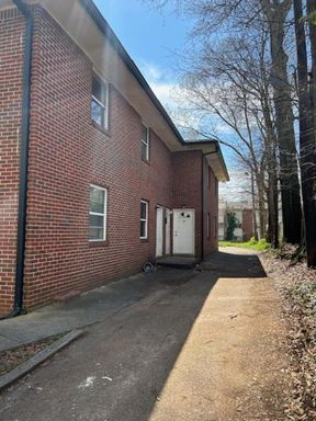 2 Bedroom Apartment – 1184 LUCILE AVE. S.W. - Unit 3, ATLANTA, GA 30310