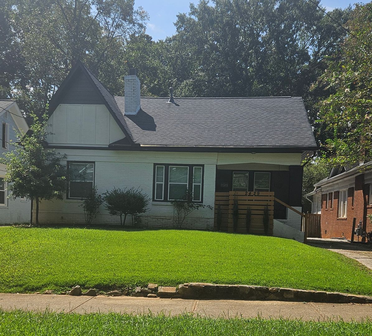 ATLANTA House: 2429 HOSEA L. WILLIAMS DR. S.E.