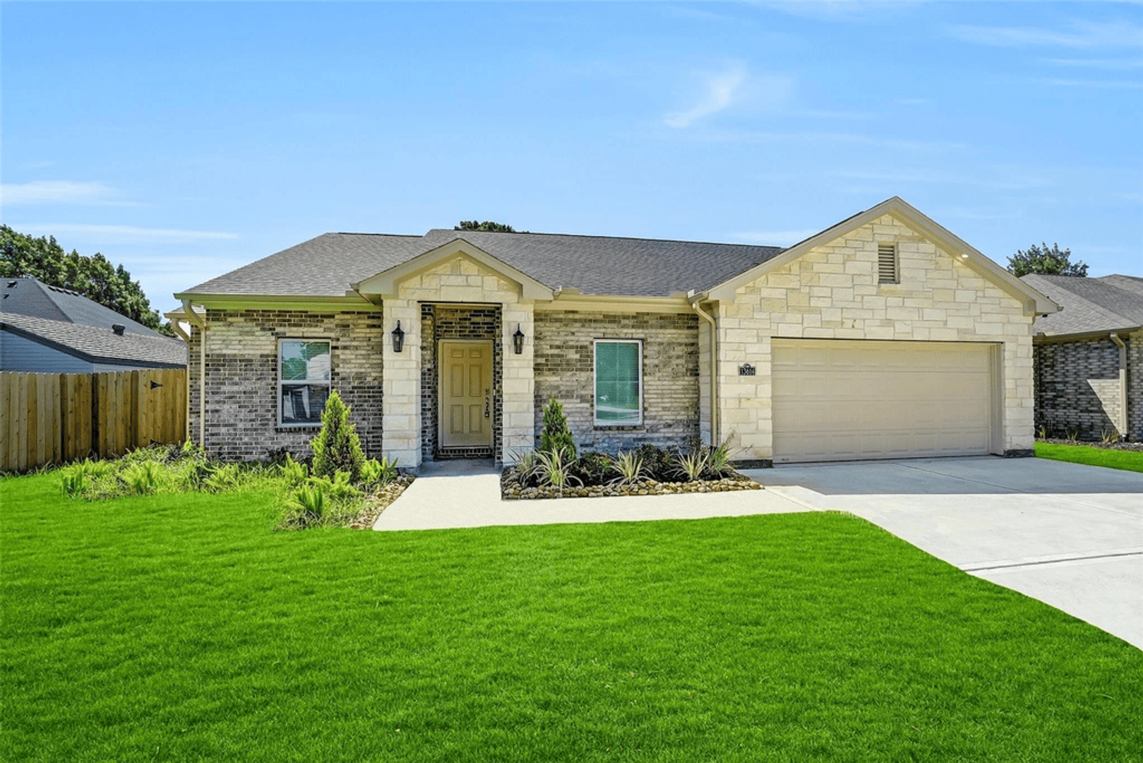Cypress House: 13614 Pine Drive