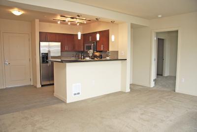 Kirkland House: 211 Kirkland Ave