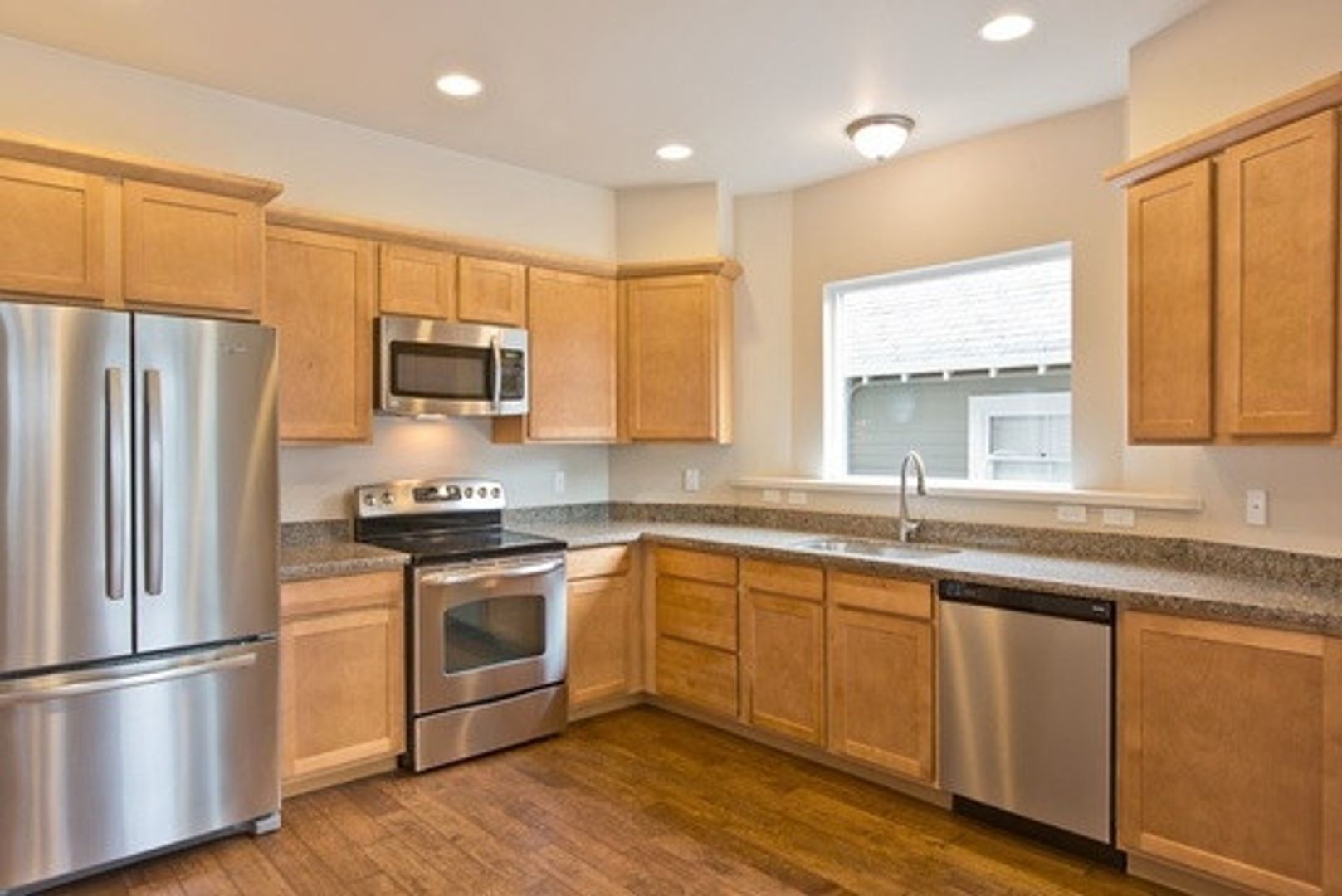 Seattle Apartment: 556 Prospect