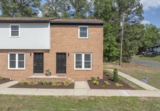 1107 Dayton Street - H - Available now! – photo 1