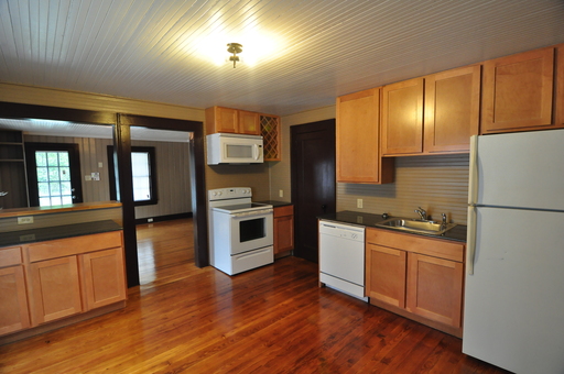 907 Rome Ave Apt B - Available September 2026 – photo 1