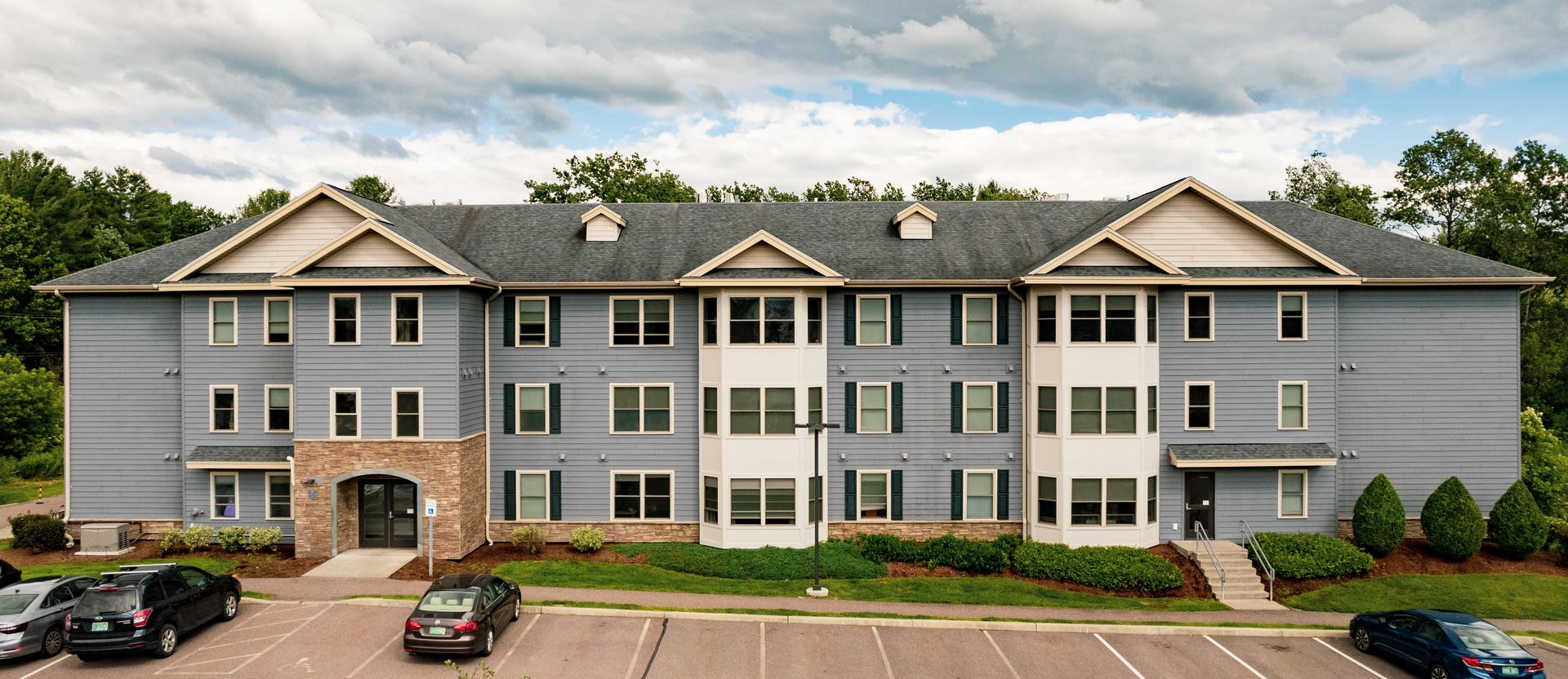 Essex Junction Apartment: 375 Autumn Pond Way