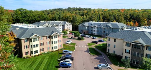 Unique 1 Bedroom with Den - Where Modern Comfort Meets Community Living