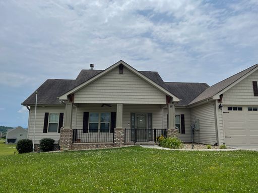 Get Ready to MOVE IN!!!!! – photo 1