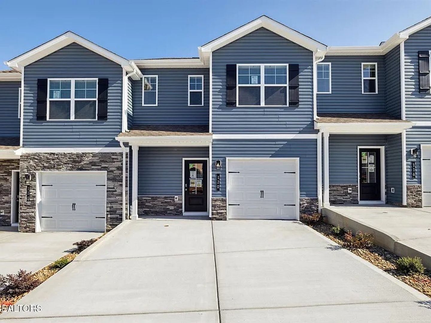 Kodak House: 120 Jace Way