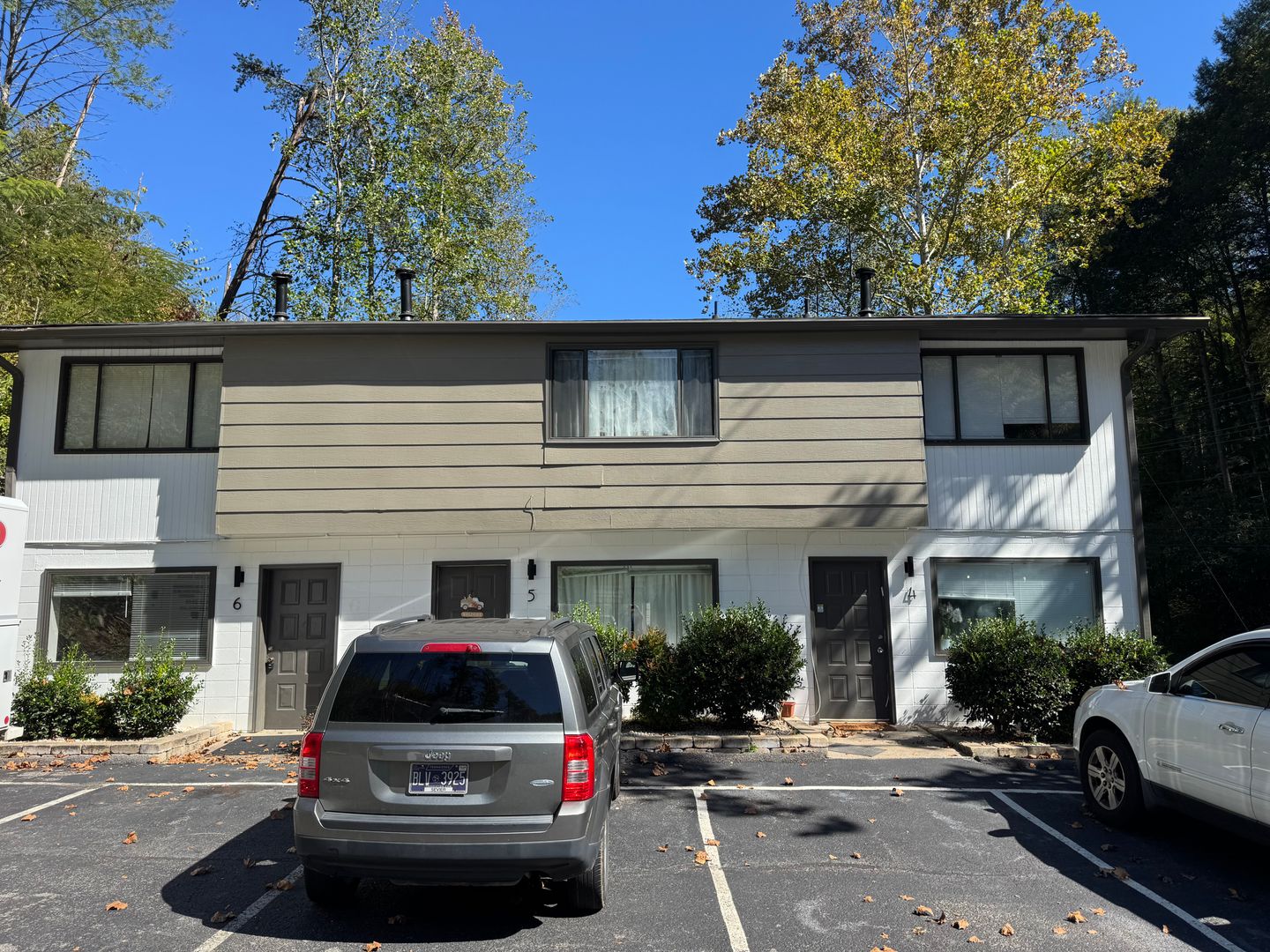 Gatlinburg Apartment: 445 -447 Dudley Creek Rd