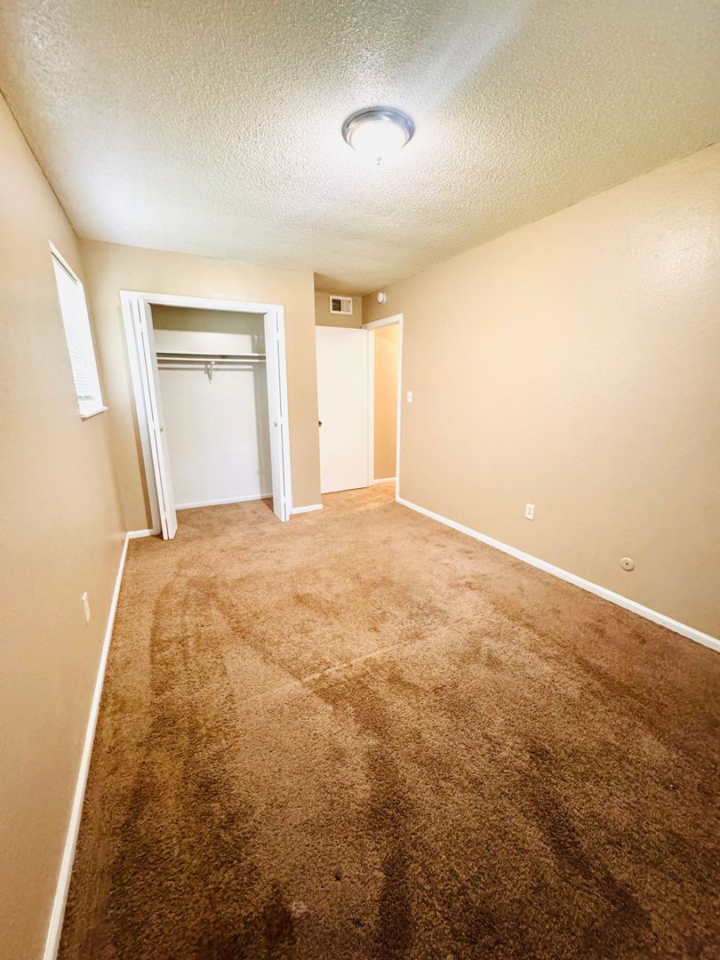 Maple Manor Apartments 12 of 12
