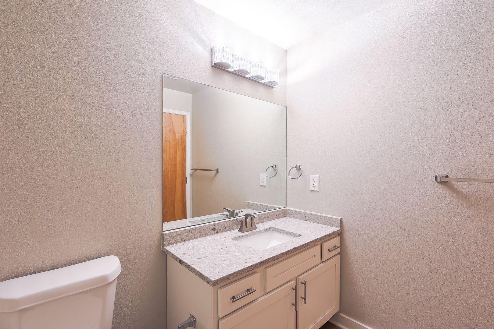Ide Lofts 10 of 12