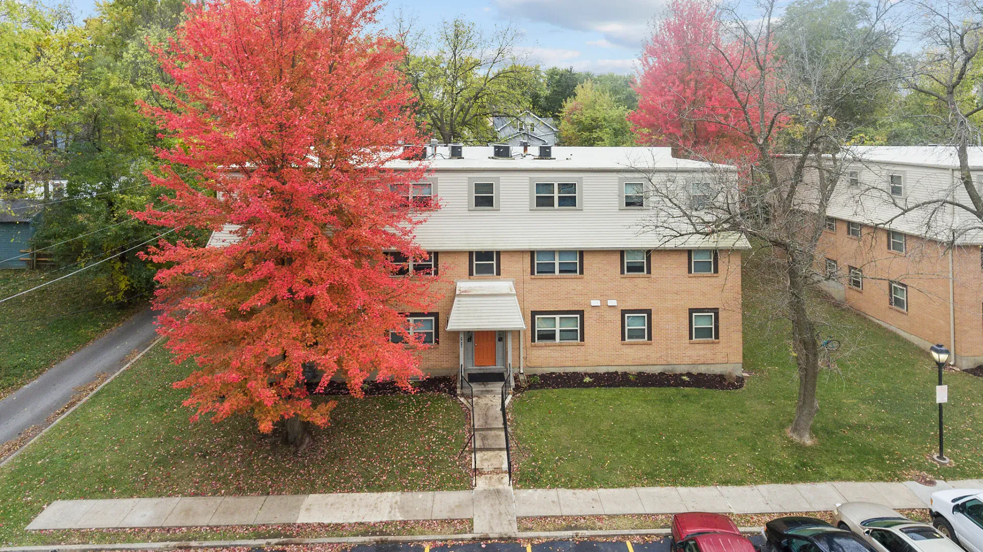 Independence Apartment: 1409 W Maple Ave