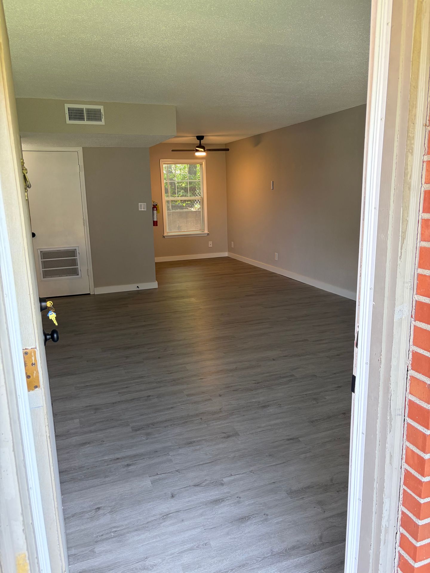 2406 Whitegate Drive