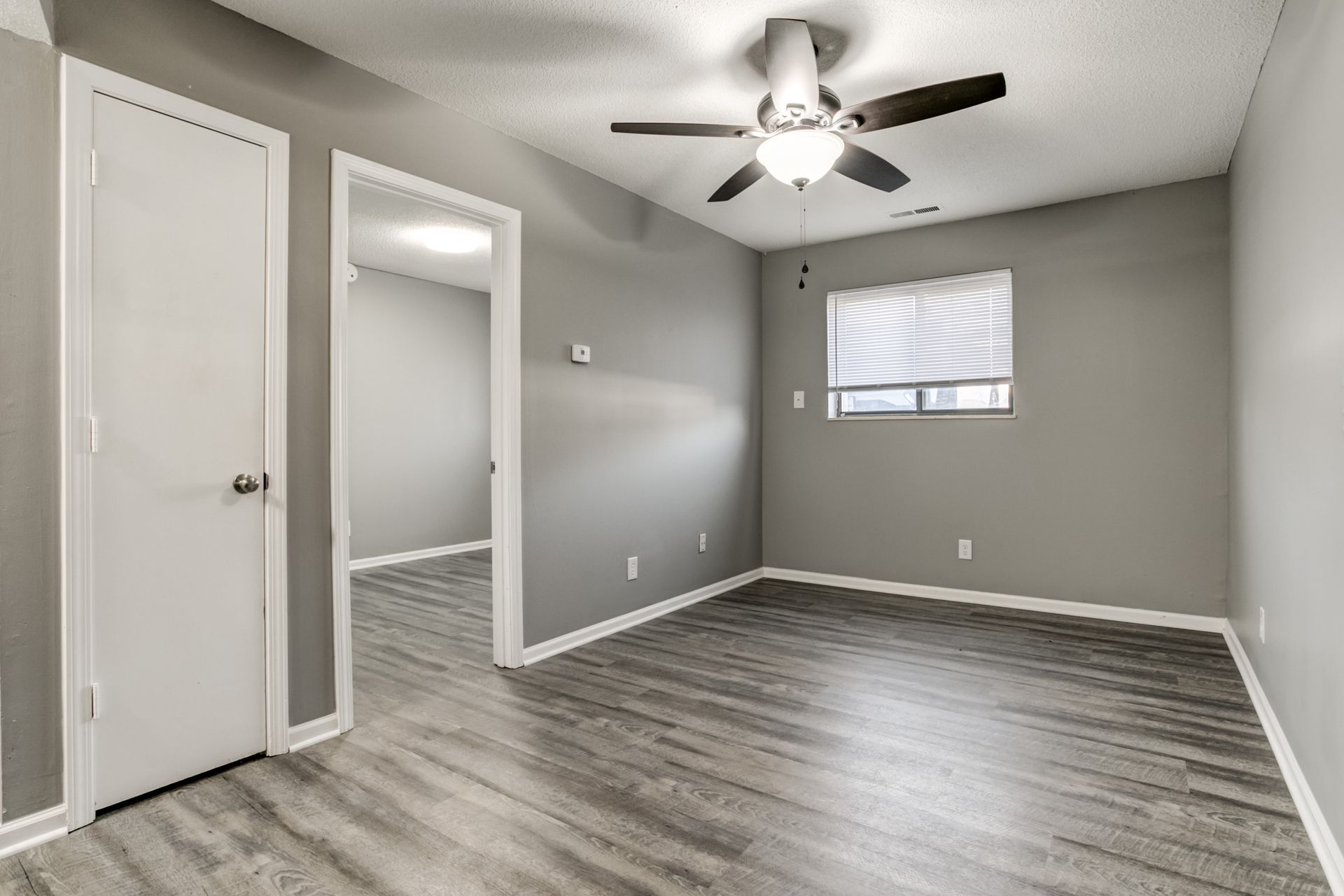 Kansas City Apartment: 3050 N 58th St