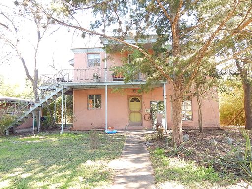 38th 1/2 - I35 ******* FREE RENT ******** CALL FOR DETAILS – photo 1