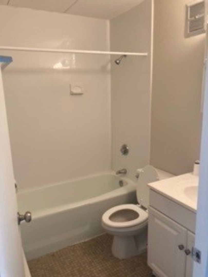 Wakefield Apartment: 11 Bartley  Street